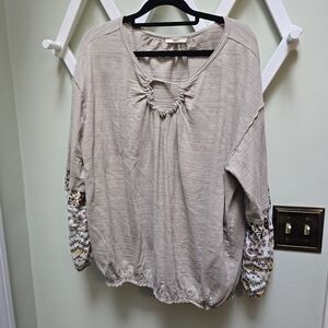Easel Beige Blouse with Patterned Sleeves